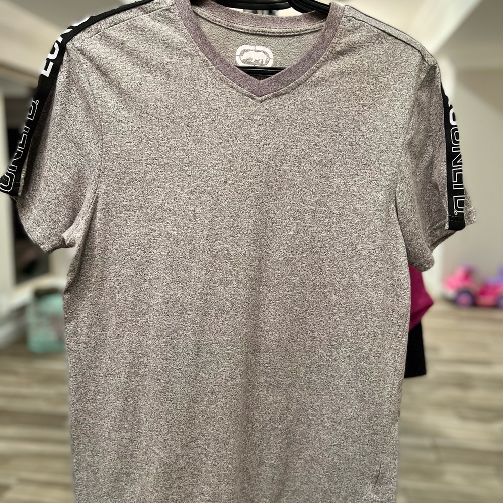 Ecko Unlimited Gray Short Sleeve Tee with Black Accents